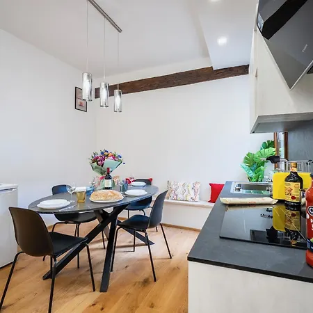 Apartment Borgo Allegri Luxury