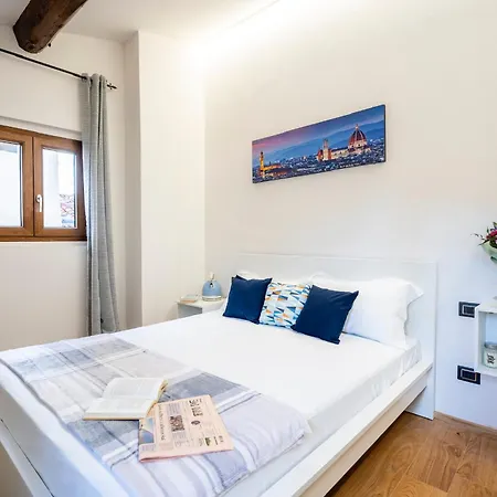 Borgo Allegri Luxury Apartment Florence